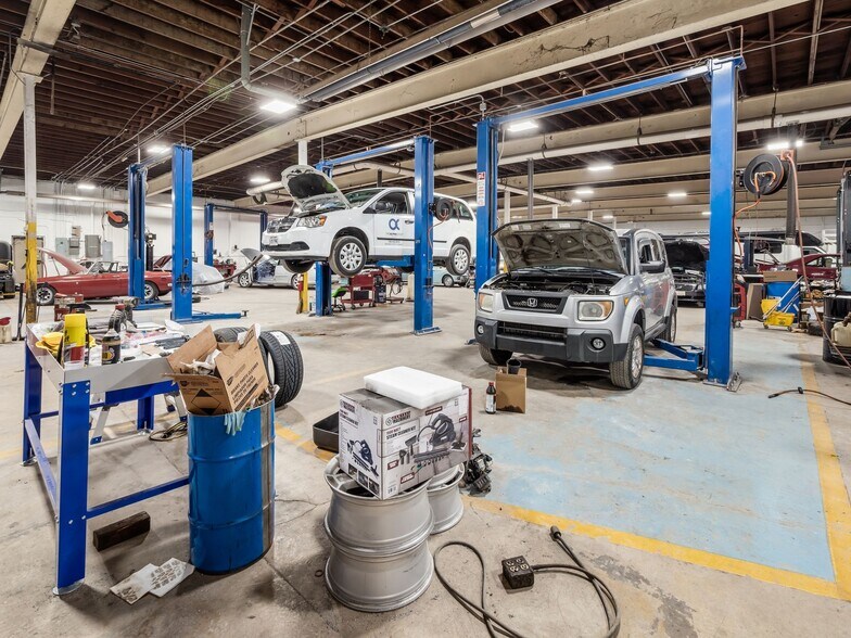 More Photos Of 223 Curtis St, Delaware Manufacturing For Sale