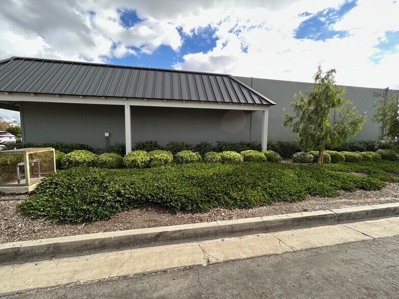 More Photos Of 5842 McFadden Ave, Huntington Beach Warehouse For Lease