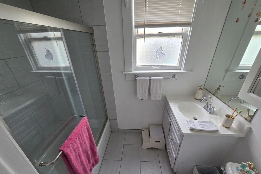 More Photos Of 1345 Termino Ave, Long Beach Land For Sale