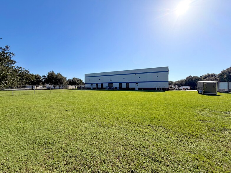 More Photos Of 4245 S Pipkin Rd, Lakeland Warehouse For Sale