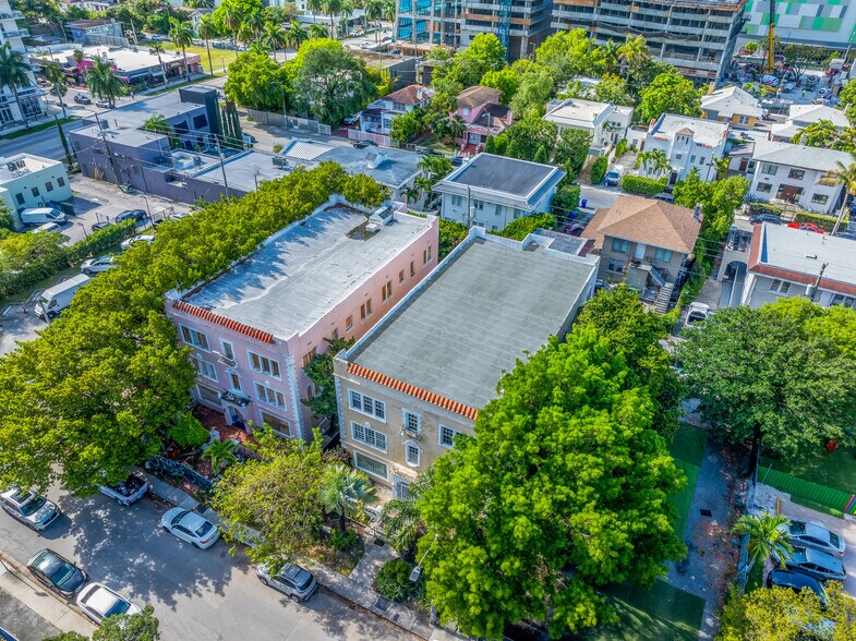 More Photos Of 236 NE 28th St, Miami Apartments For Sale
