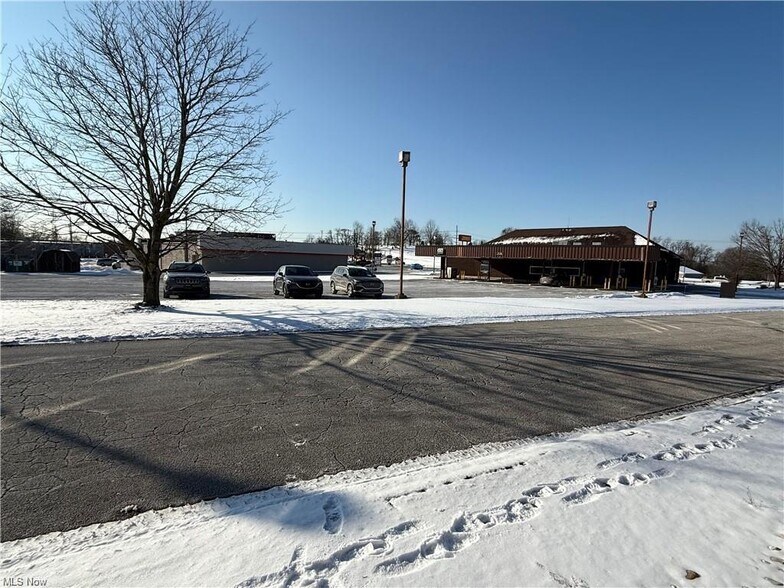 More Photos Of 204 Ivy St, Weirton Office Residential For Lease