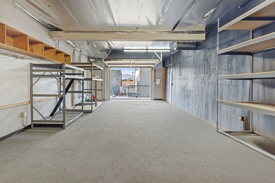 More Photos Of 315 S Flower St, Burbank Warehouse For Lease