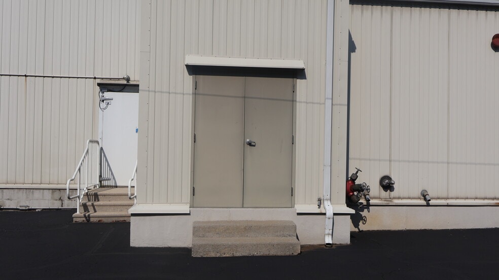 More Photos Of 520 Carroll St, Reading Food Processing For Sale