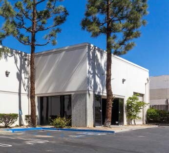 More Photos Of 3 Chrysler, Irvine Warehouse For Sale