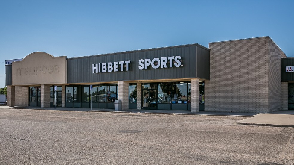 More Photos Of 1400 S Dumas Ave, Dumas Unknown For Lease