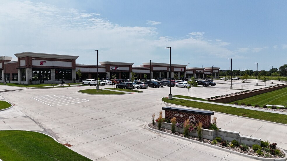 More Photos Of 6840 & 6880 E.P. True PKWY, West Des Moines General Retail For Lease