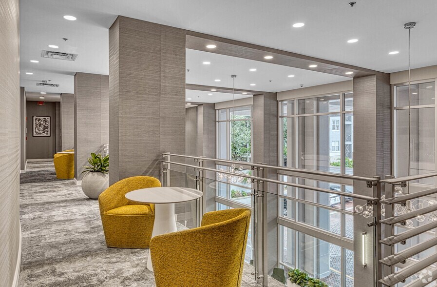 More Photos Of 404 E Central Blvd, Orlando Apartments For Lease