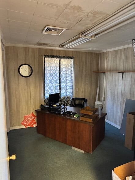 More Photos Of 637 State Rd, Cheraw Manufacturing For Sale