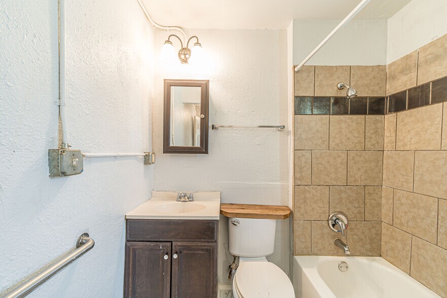 More Photos Of 815-823 S Cobb Dr SE, Marietta Apartments For Sale