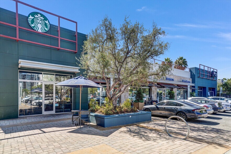 More Photos Of 863-885 N Douglas St, El Segundo Office For Sale