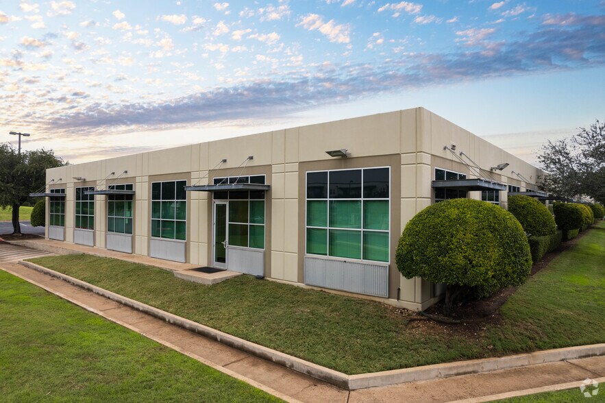 Primary Photo Of 12708 Riata Vista Cir, Austin Office For Lease
