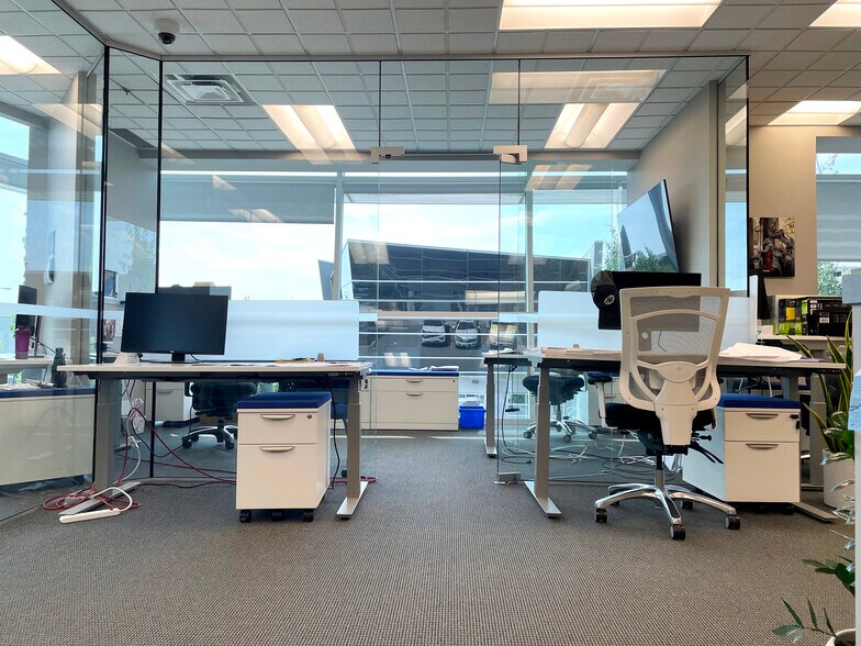 More Photos Of 8275 92 St, Delta Warehouse For Sale