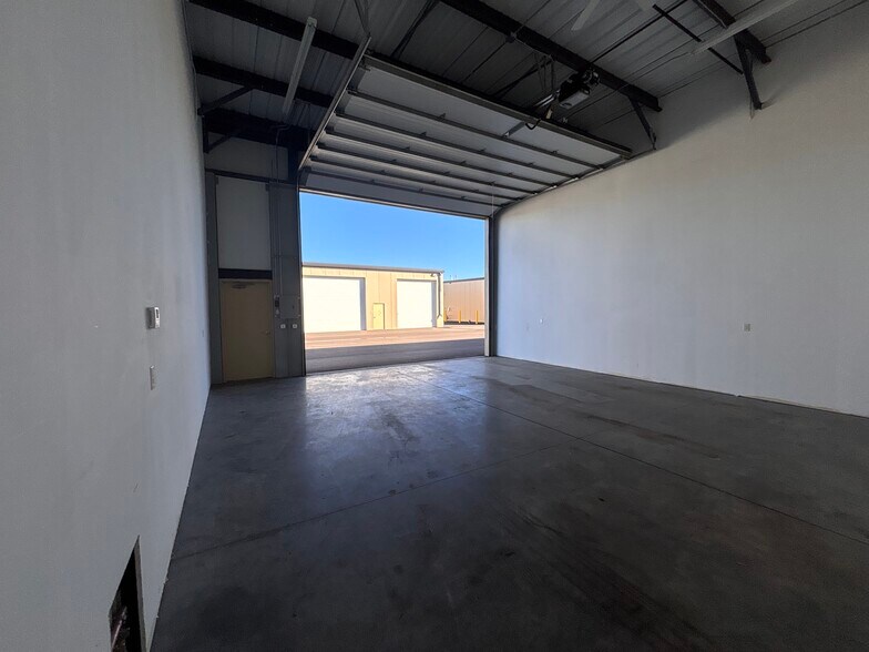 More Photos Of 1439 7th St, Houlton Self Storage For Sale