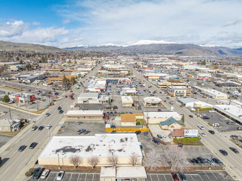 More Photos Of 325 Chelan Ave, Wenatchee Office For Lease
