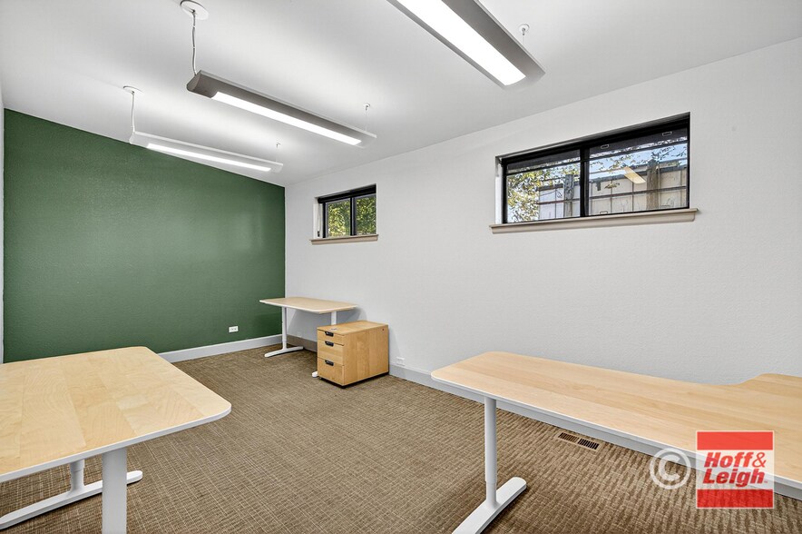 More Photos Of 4634 S Broadway, Englewood Medical For Sale