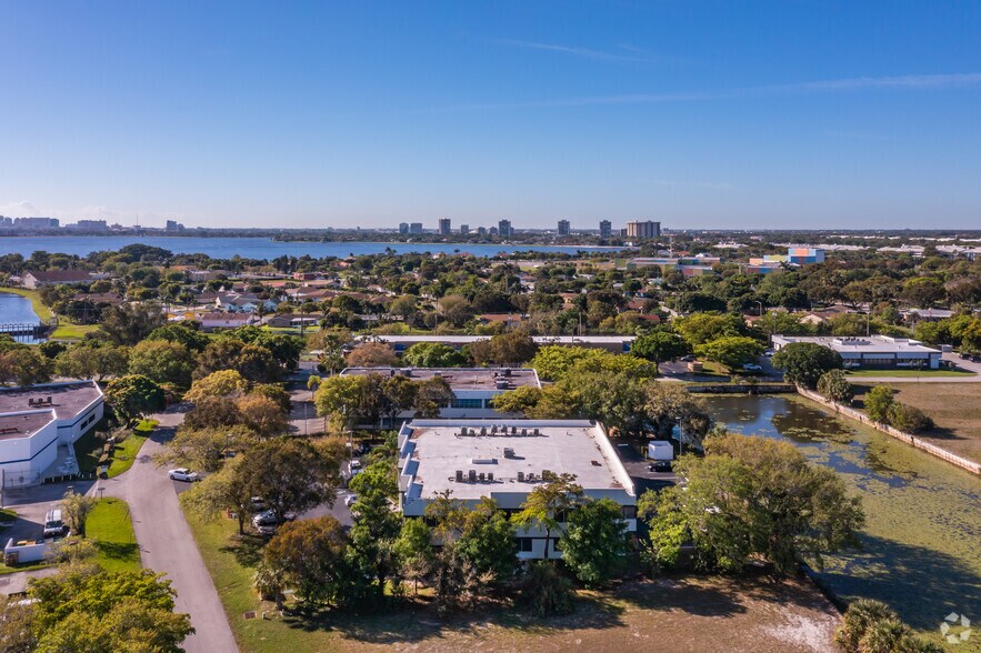 More Photos Of 1720 E Tiffany Dr, West Palm Beach Office For Lease