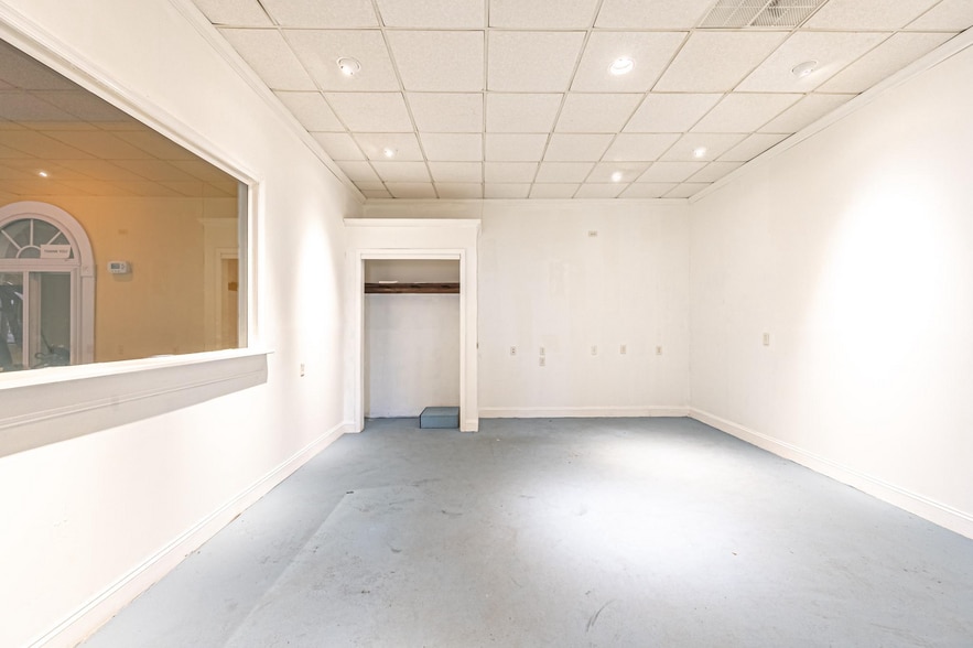 More Photos Of 3401 Winchester Ave, Atlantic City Storefront For Lease