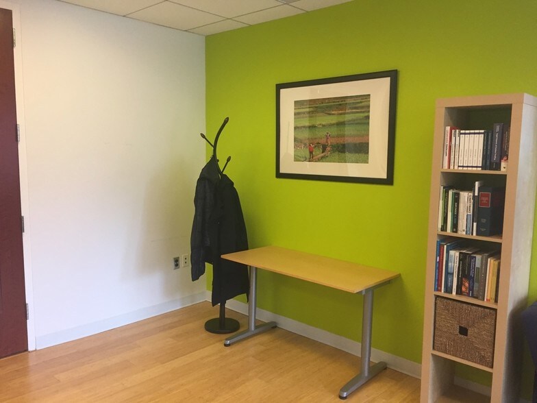 More Photos Of 1730 Rhode Island Ave NW, Washington Office For Lease