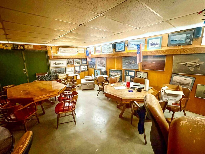 More Photos Of 117 Oxford ave, Enid Restaurant For Sale