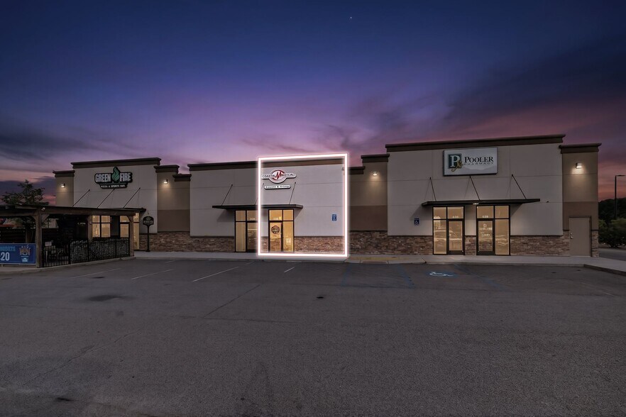 More Photos Of 1557 Pooler Pky, Pooler Storefront Retail Office For Lease