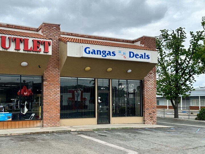 More Photos Of 41615-41627 E Florida Ave, Hemet Freestanding For Lease