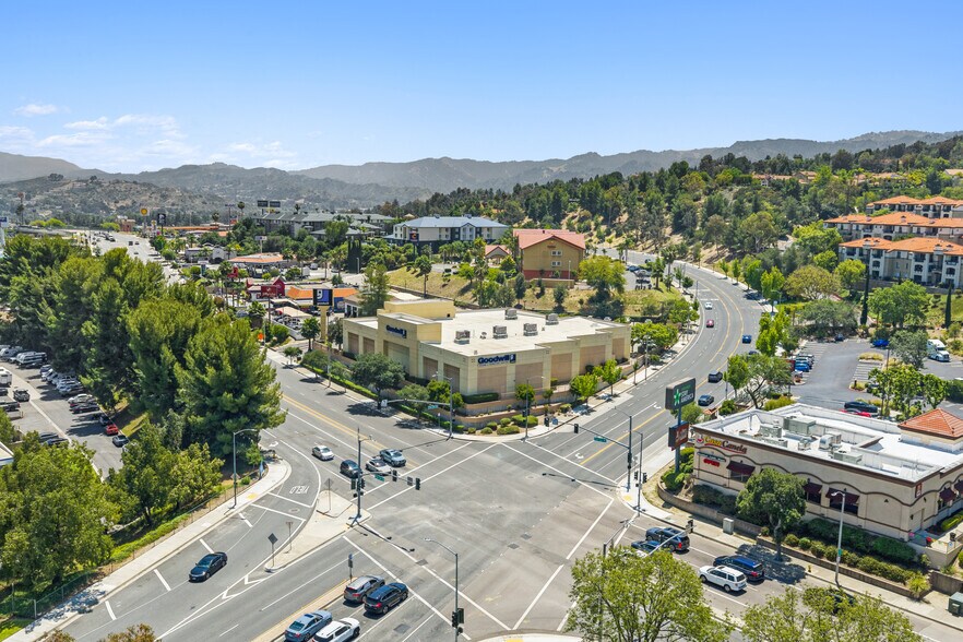 More Photos Of 24840 Pico Canyon Rd, Santa Clarita Freestanding For Sale