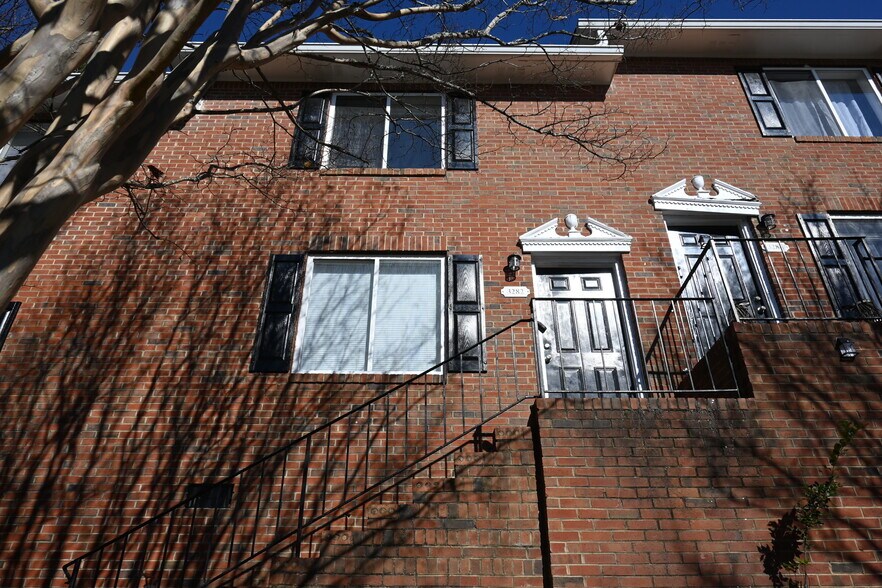 More Photos Of 3282 Highpoint Ct, Snellville Apartments For Sale