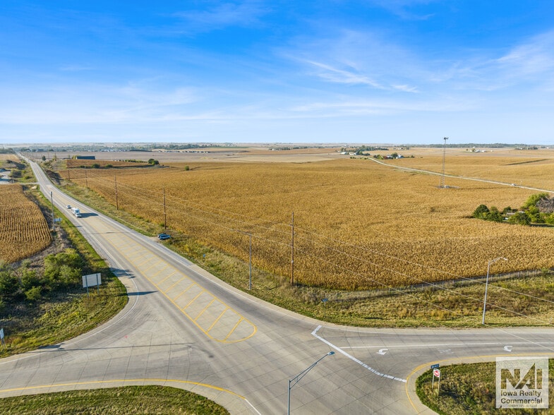 More Photos Of 8401 Angle Rd, Cedar Rapids Land For Sale