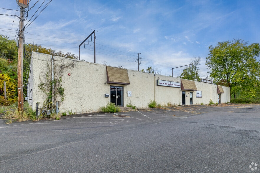 More Photos Of 50 Hulmeville Ave, Penndel Warehouse For Sale