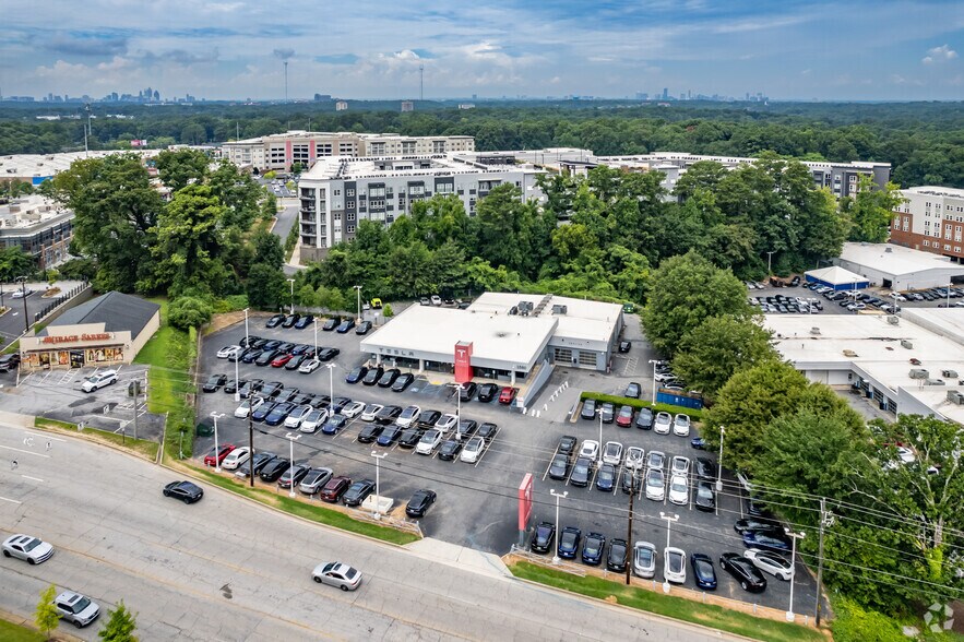 More Photos Of 1580 Church St, Decatur Auto Dealership For Sale