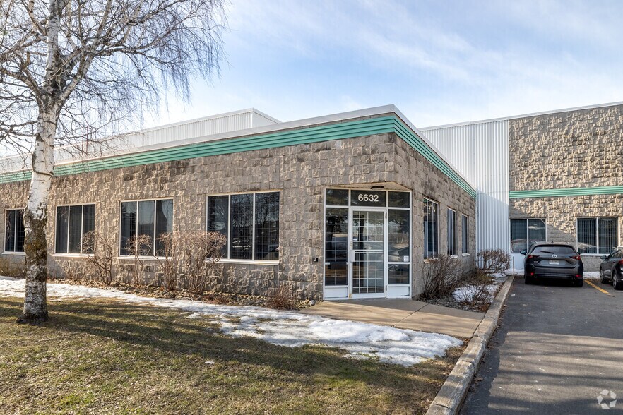 Primary Photo Of 6630-6650 Rue Abrams, Montréal Warehouse For Lease