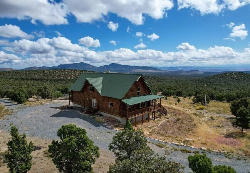More Photos Of 23886 6450, Cedar City Specialty For Sale