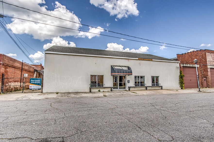 More Photos Of 551 Ellis St, Augusta Auto Dealership For Lease