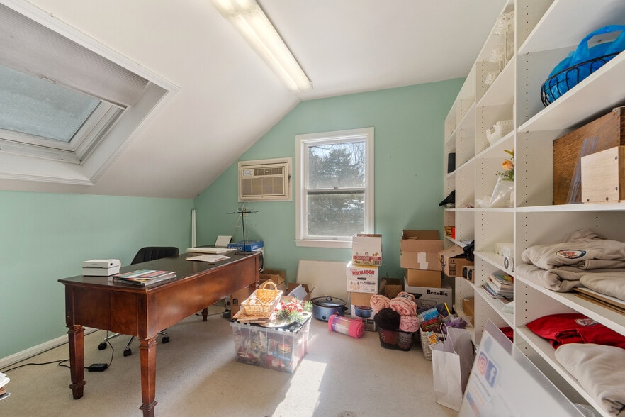 More Photos Of 561 Main St, Boxford General Retail For Sale