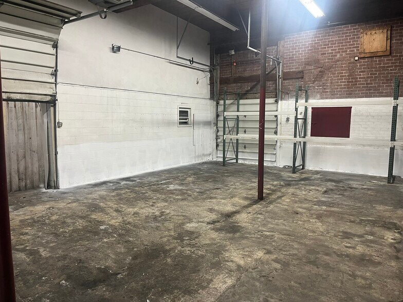 More Photos Of 104 Hay St, West Warwick Refrigeration Cold Storage For Sale