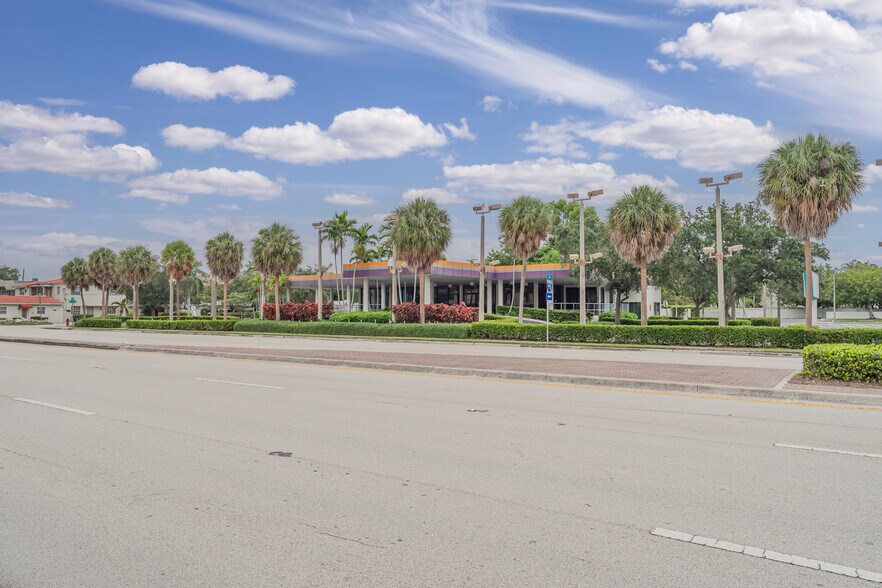 More Photos Of 1300 S Federal Hwy, Fort Lauderdale Auto Dealership For Sale