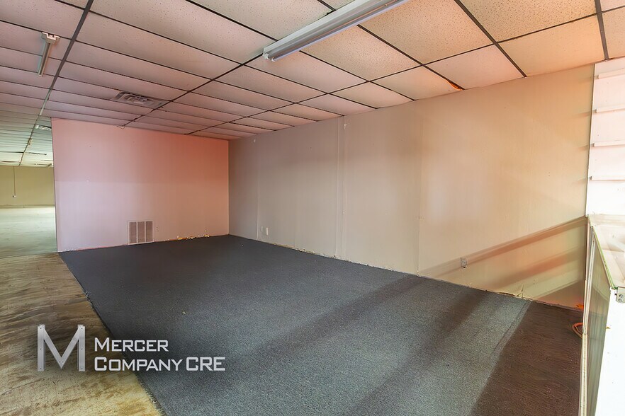 More Photos Of 440-460 N Rockwell Ave, Oklahoma City Unknown For Lease