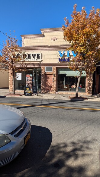 Primary Photo Of 7335 Amboy Rd, Staten Island Storefront Retail Residential For Sale