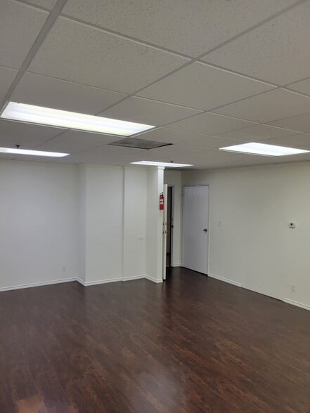 More Photos Of 1110 N Brand Blvd, Glendale Office For Lease