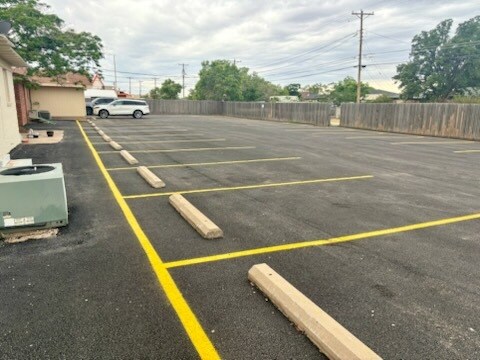 More Photos Of 2600 W Kansas Ave, Midland Office For Lease