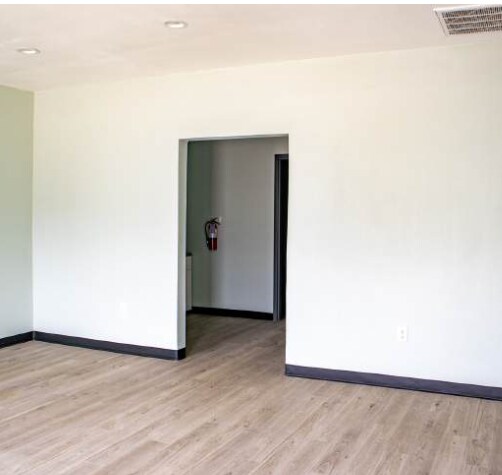 More Photos Of 25330 Aldine Westfield Rd, Spring Unknown For Lease