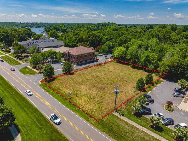 More Photos Of 520 Williamson Rd, Mooresville Land For Sale