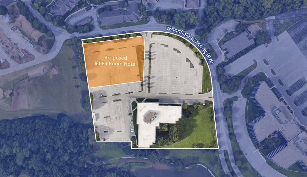 More Photos Of 8440 Woodfield Crossing Blvd, Indianapolis Office For Lease