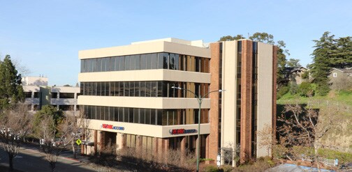 More Photos Of 800 S Broadway, Walnut Creek Office For Lease
