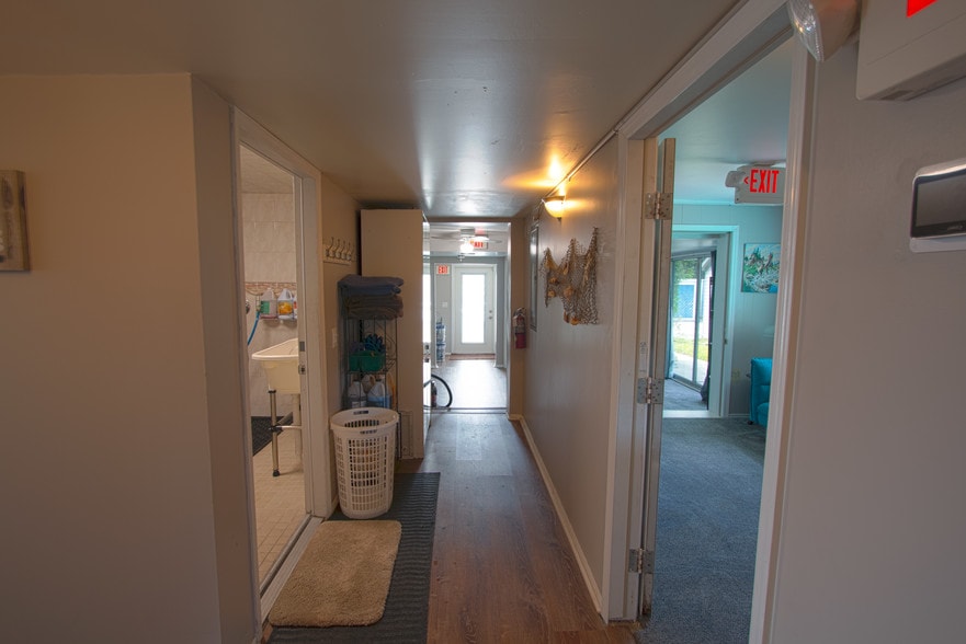 More Photos Of 6260 N Us-1 Hwy, Melbourne Office Residential For Sale