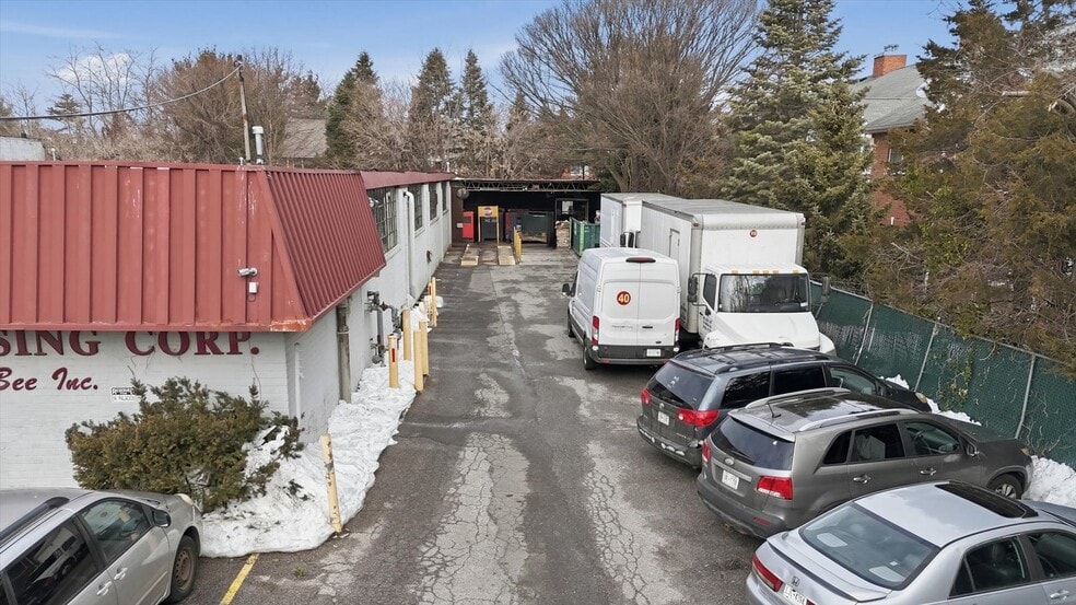 More Photos Of 1245 Marconi Blvd, Copiague Warehouse For Sale