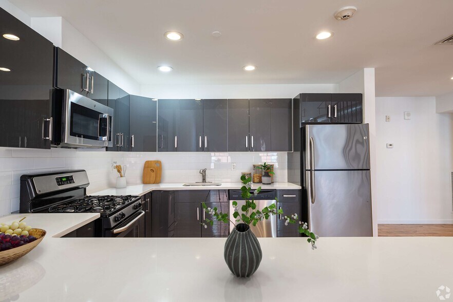 More Photos Of 92 Main St, Yonkers Apartments For Lease