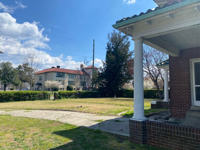 More Photos Of 3822 Chamberlayne Ave, Richmond Assisted Living For Sale