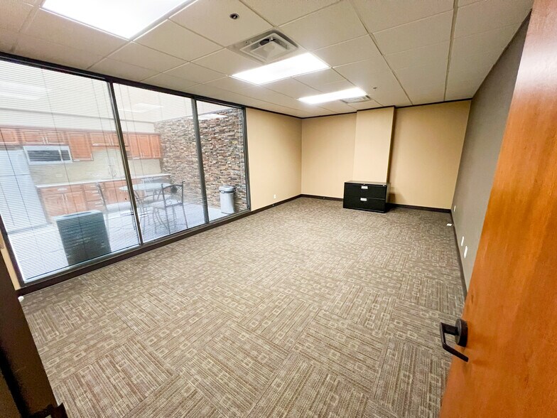 More Photos Of 3510 N A St, Midland Office For Lease